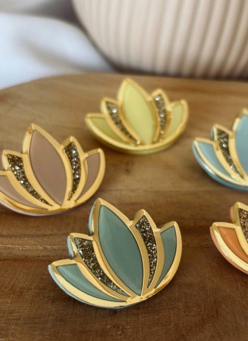 BROCHE LOTUS